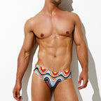 Men's Low Waist Triangle Print Swim Trunks