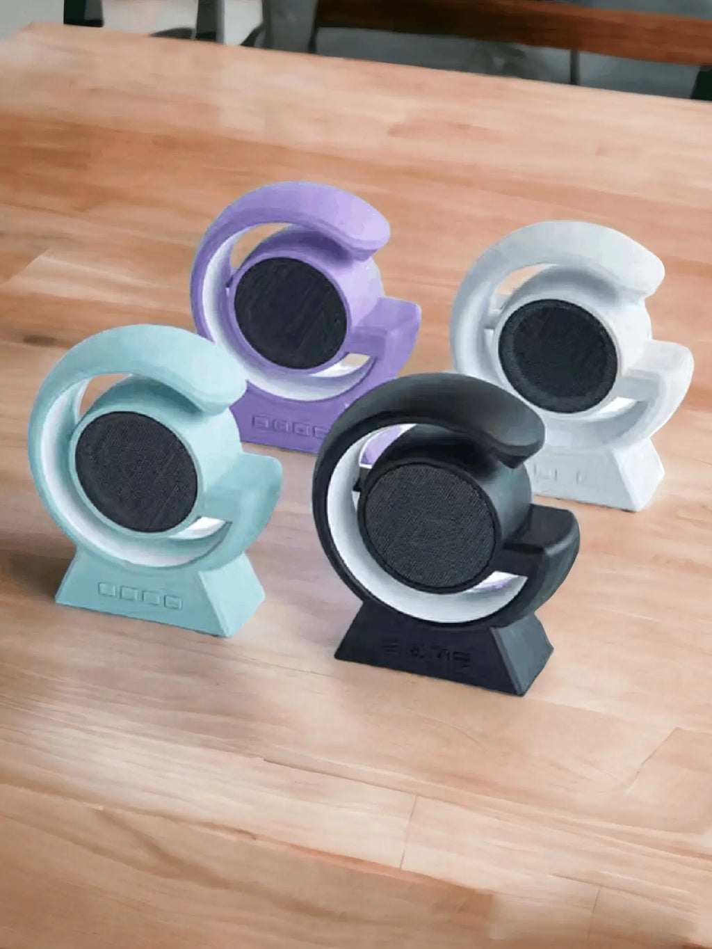 Mini Altavoz Inalámbrico con Carga Inalámbrica y Luz Ambiental – Lámpara