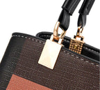 Bolso Bandolera de Piel Sintética - Con Pompón
